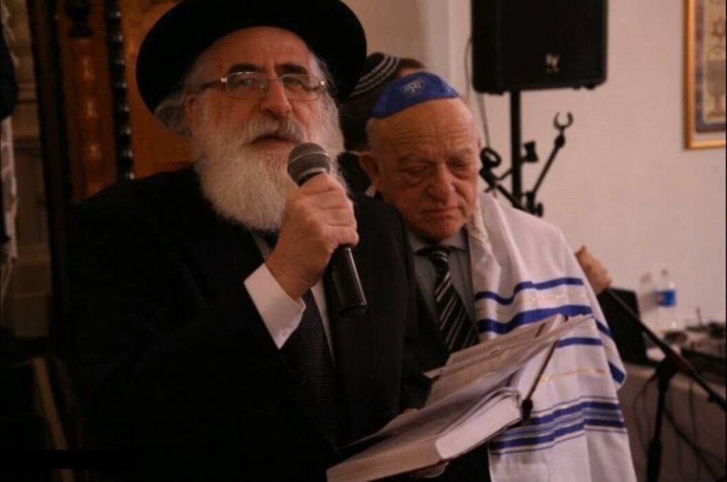 הרב הראשי לרומניה הרב רפאל שפר, עם נשיא הפדרציה של הקהילות היהודיות ברומניה מר אאורל ווינר