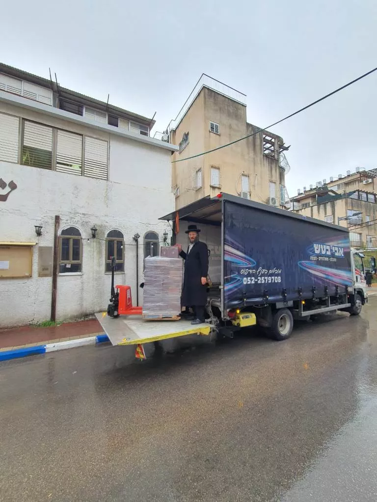 מחולל הפלאות משטפנשט מגיע מבית הדפוס