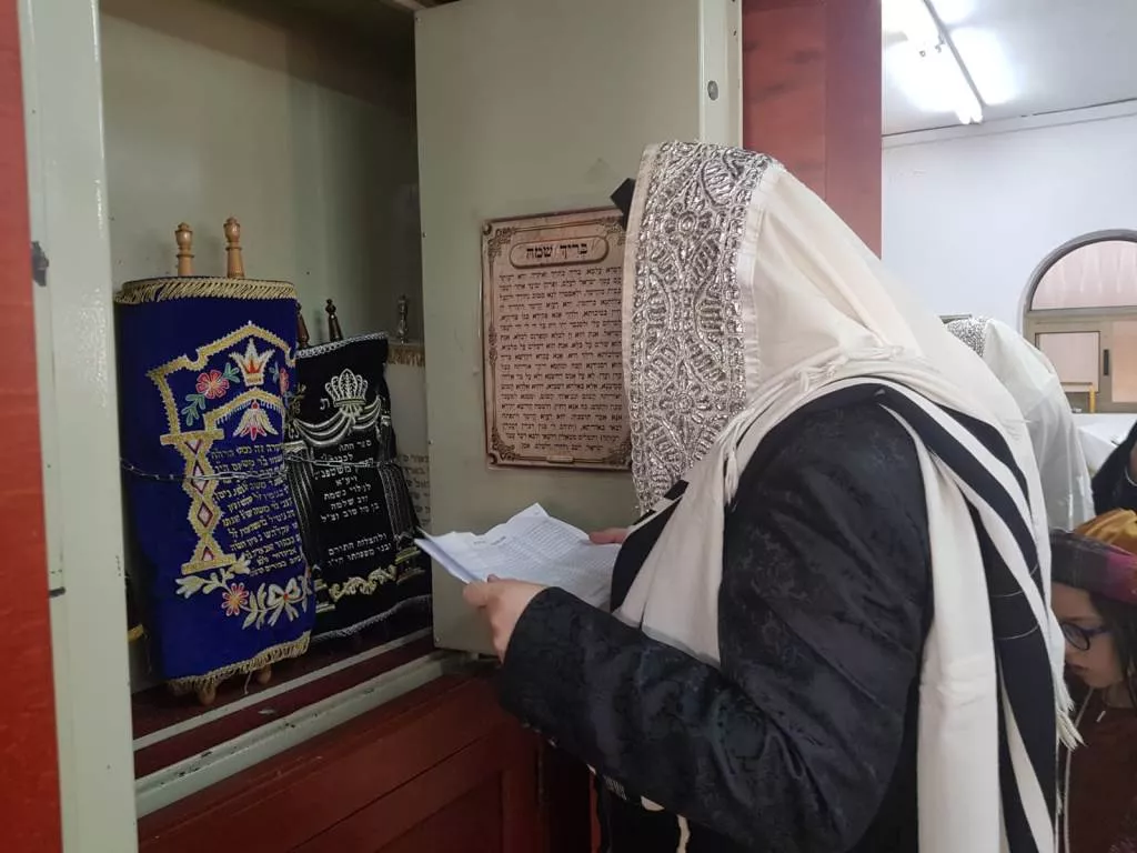 פתיחת הארון ביום הפורים בשטפנשט