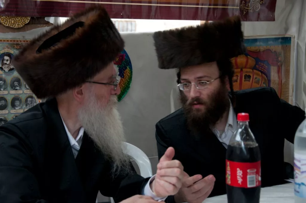הגאון הצדיק רבי טוביה אריה טוביאס זצ''ל. אבל כבד