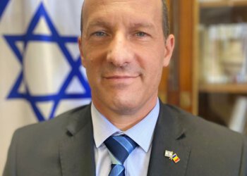 השגריר ברומניה ראובן עזר. קרדיט: שגרירות ישראל ברומניה